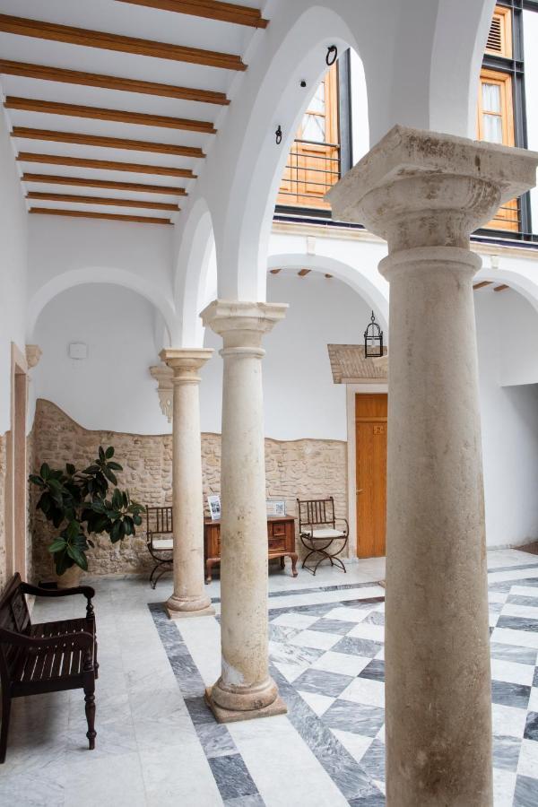 Hotel Tugasa Casa Palacio Medina Sidonia Экстерьер фото