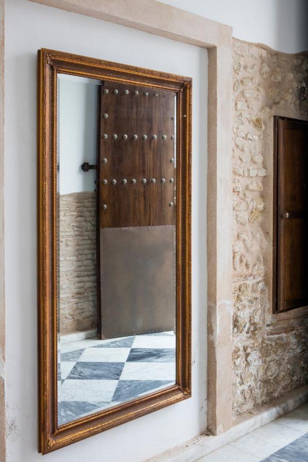 Hotel Tugasa Casa Palacio Medina Sidonia Экстерьер фото